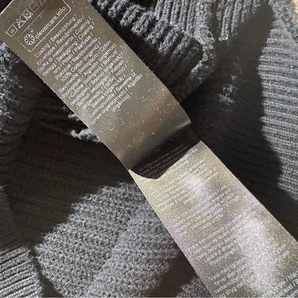 Minimum Dark Knit Sweater - Picture 10 of 11